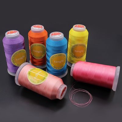4000Y Embroidery Machine Threads 100% Polyester 120d/2 for in Low Shrinkage Embroidery